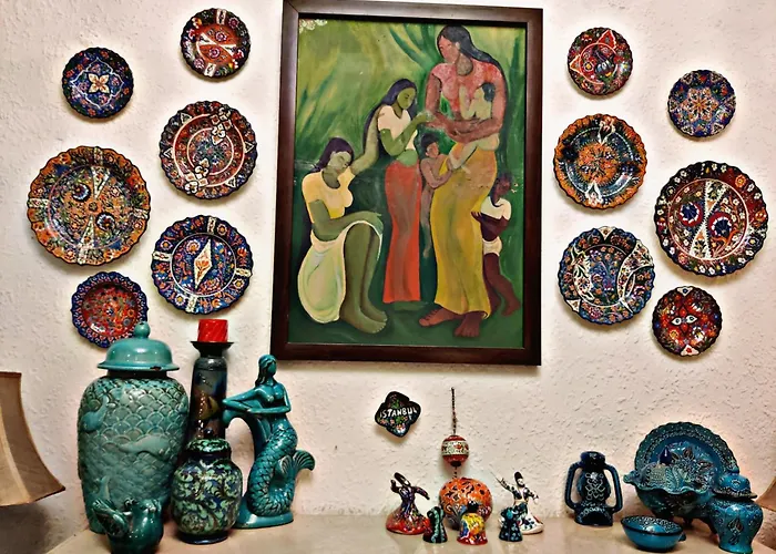On The House - Bed And Breakfast New Delhi
